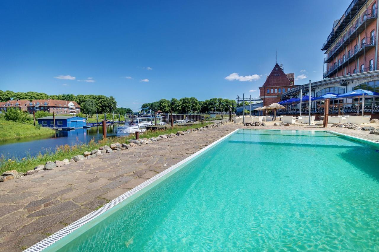 Hotel Doemitzer Hafen Exterior photo
